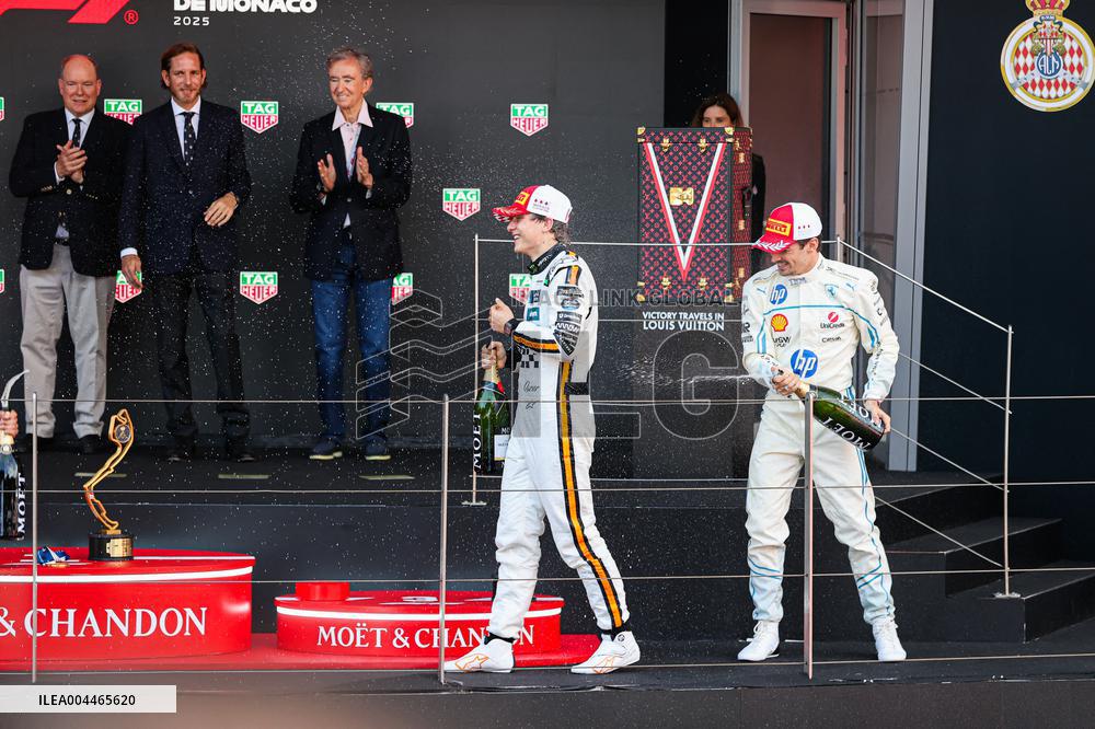 Royals At Monaco Grand Prix Podium - Monte Carlo