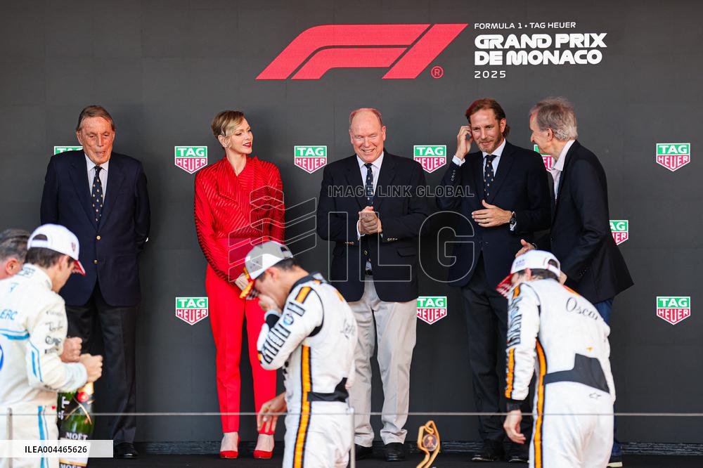 Royals At Monaco Grand Prix Podium - Monte Carlo
