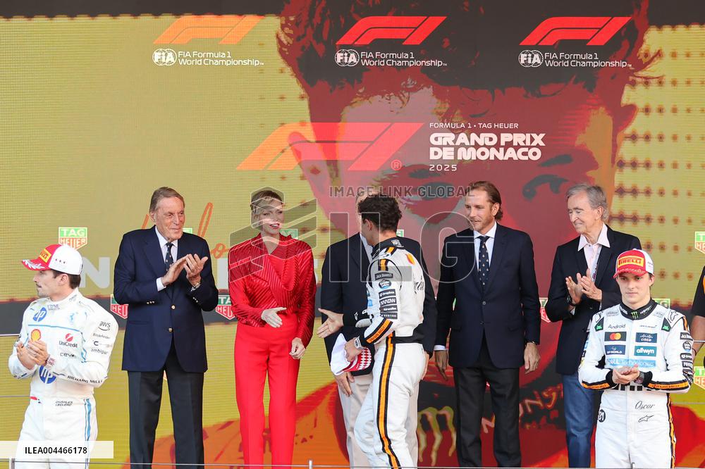 Royals At Monaco Grand Prix Podium - Monte Carlo