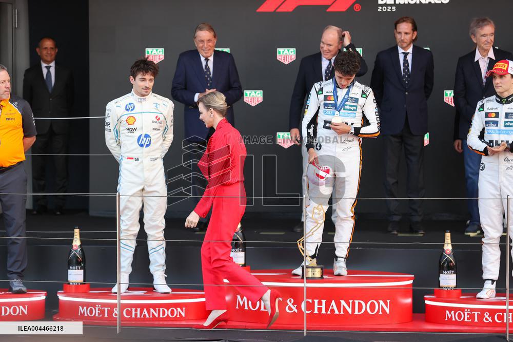 Royals At Monaco Grand Prix Podium - Monte Carlo