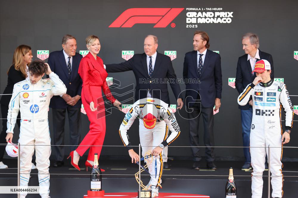 Royals At Monaco Grand Prix Podium - Monte Carlo