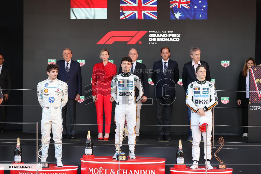 Royals At Monaco Grand Prix Podium - Monte Carlo