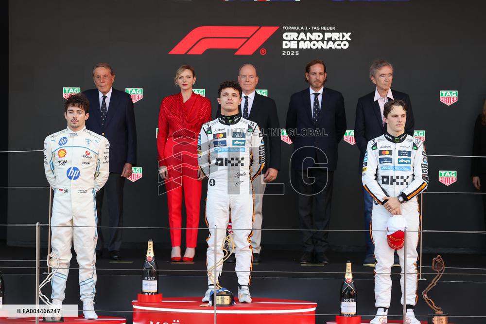 Royals At Monaco Grand Prix Podium - Monte Carlo