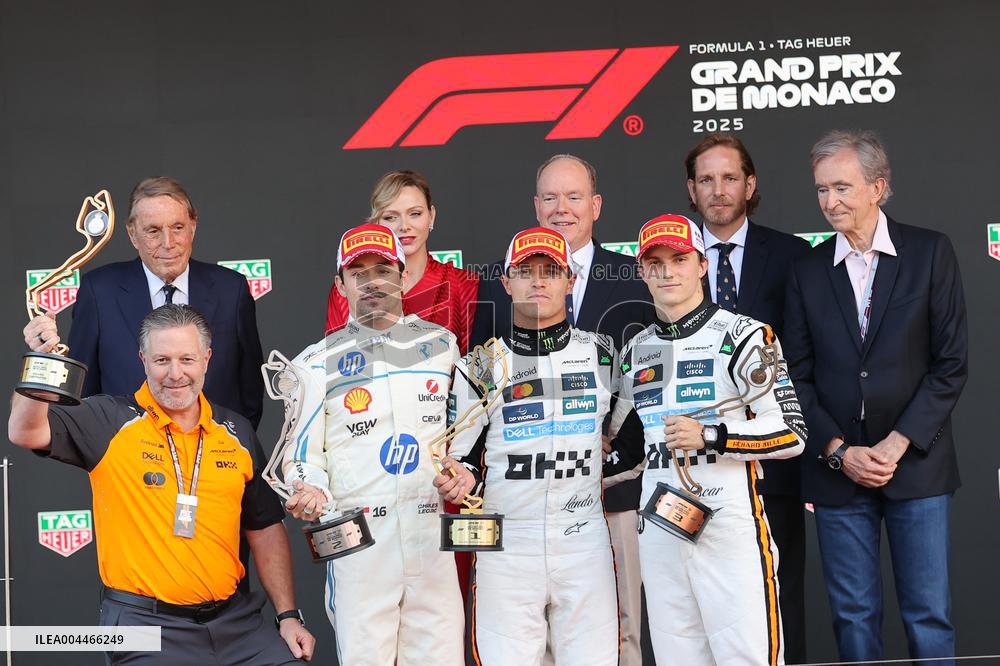 Royals At Monaco Grand Prix Podium - Monte Carlo