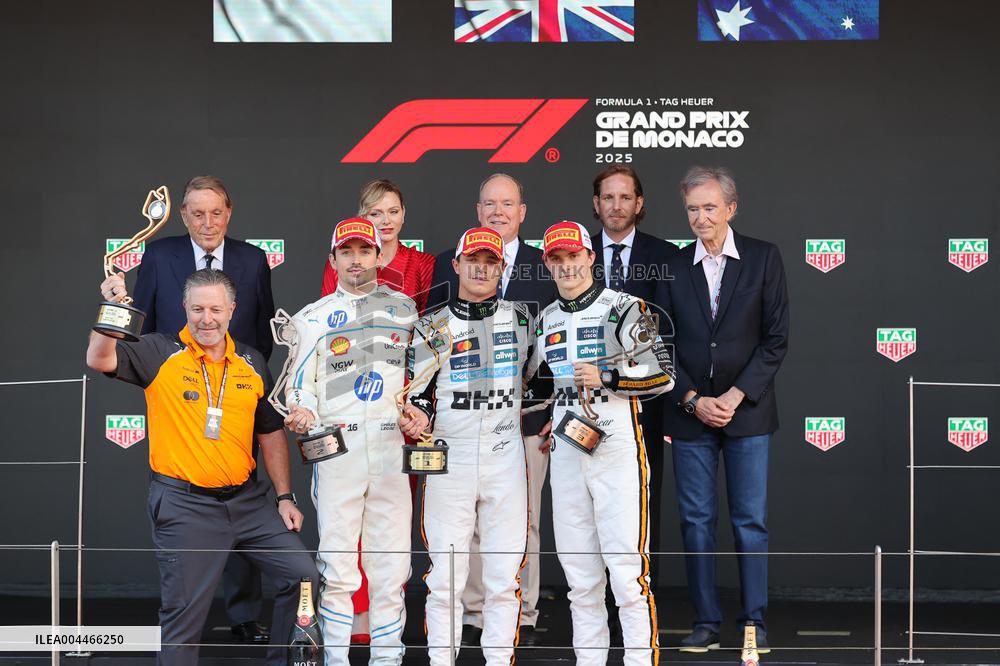 Royals At Monaco Grand Prix Podium - Monte Carlo