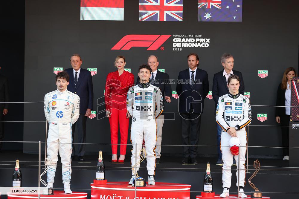 Royals At Monaco Grand Prix Podium - Monte Carlo