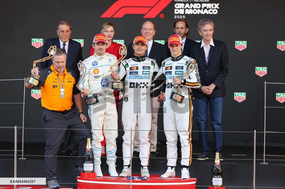 Royals At Monaco Grand Prix Podium - Monte Carlo