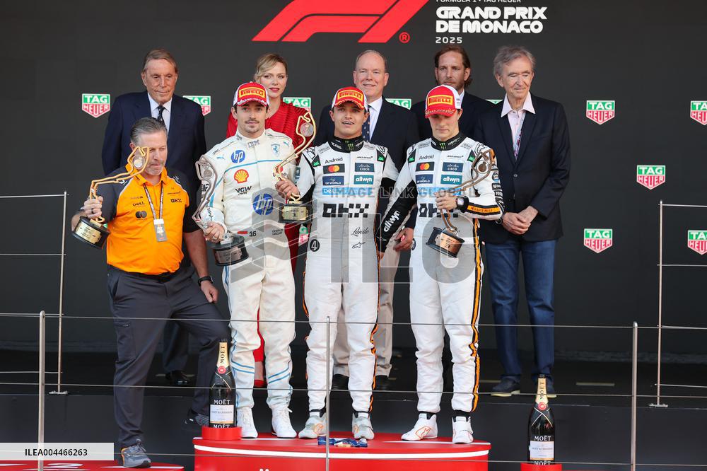 Royals At Monaco Grand Prix Podium - Monte Carlo