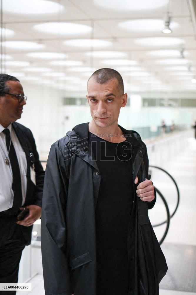 Mimi Marchand Trial - Paris