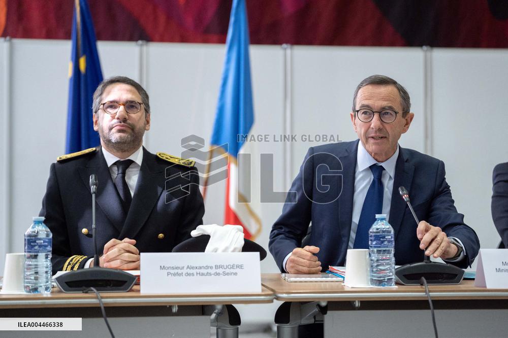 Bruno Retailleau reveals the outlines of his fight against Islamism - Nanterre AJ