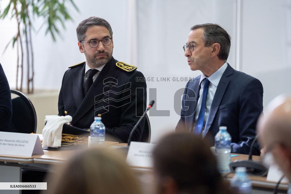 Bruno Retailleau reveals the outlines of his fight against Islamism - Nanterre AJ