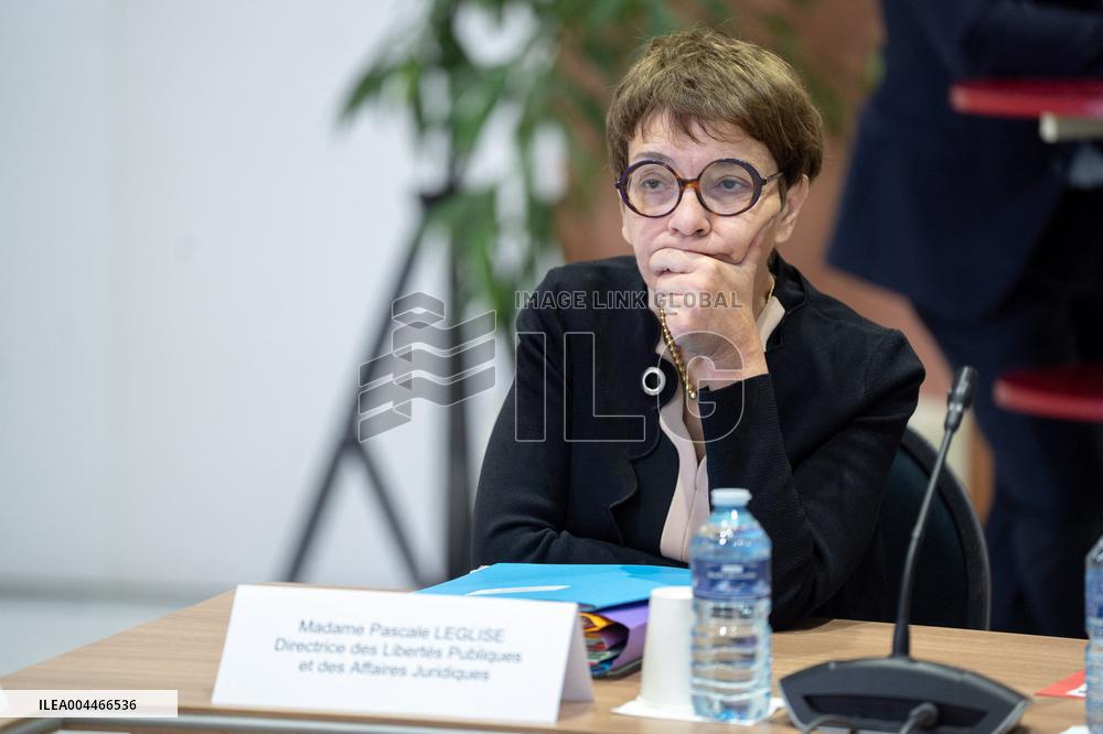 Bruno Retailleau reveals the outlines of his fight against Islamism - Nanterre AJ