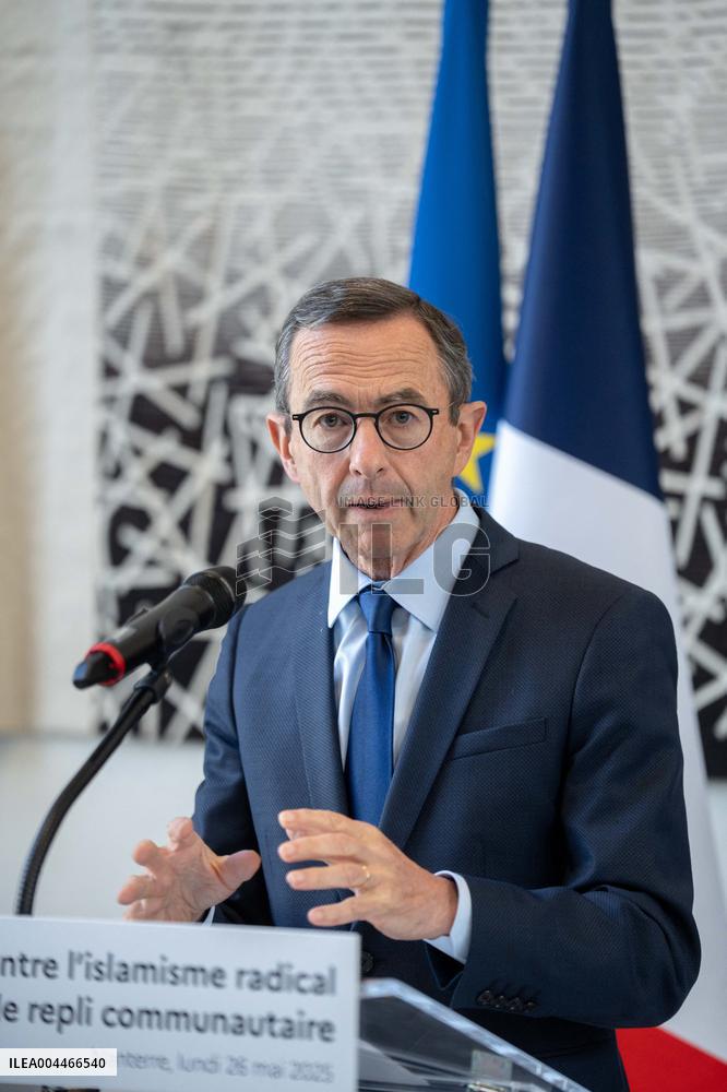 Bruno Retailleau reveals the outlines of his fight against Islamism - Nanterre AJ