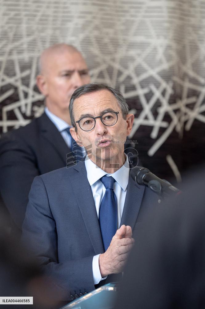 Bruno Retailleau reveals the outlines of his fight against Islamism - Nanterre AJ