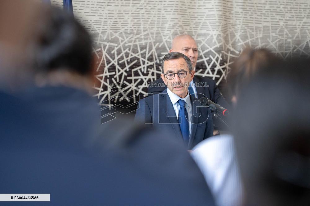 Bruno Retailleau reveals the outlines of his fight against Islamism - Nanterre AJ