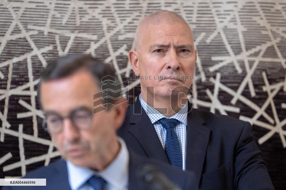 Bruno Retailleau reveals the outlines of his fight against Islamism - Nanterre AJ