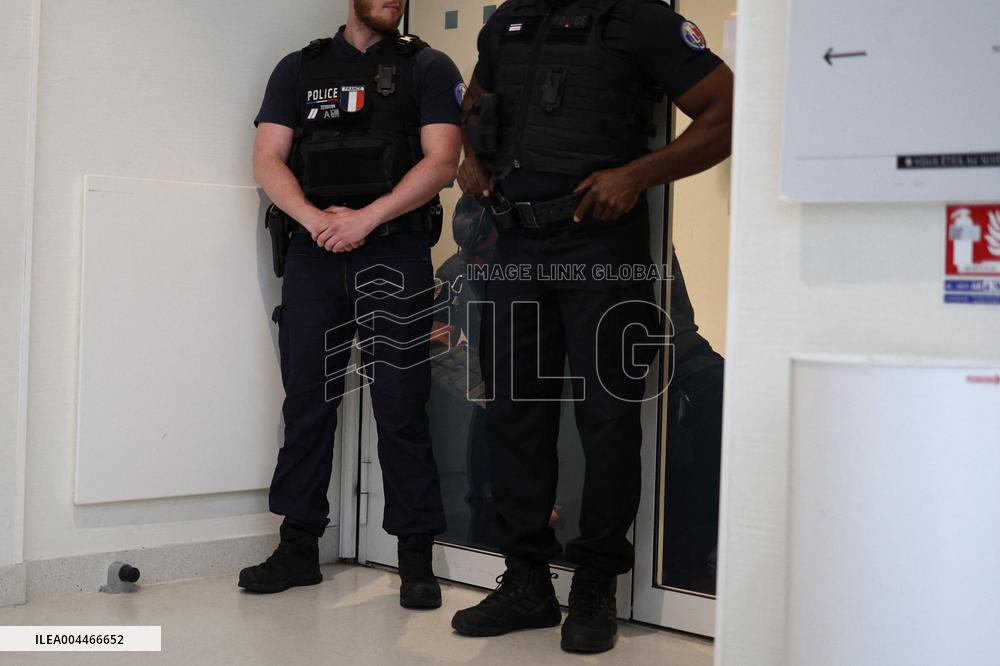 Piotr Pavlenski Arrested During the Trial of Mimi Marchand - Paris