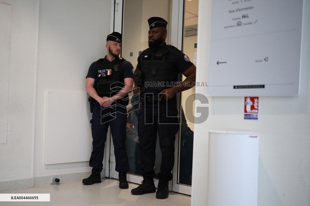 Piotr Pavlenski Arrested During the Trial of Mimi Marchand - Paris