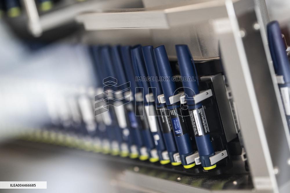 Illustration - Novo Nordisk Factory - Chartres