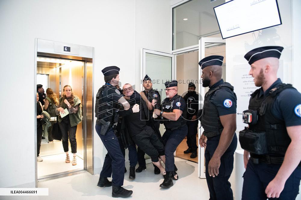Piotr Pavlenski Arrested During the Trial of Mimi Marchand - Paris