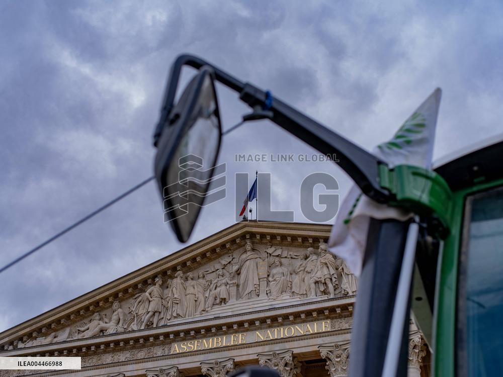 Farmers Protest In Paris