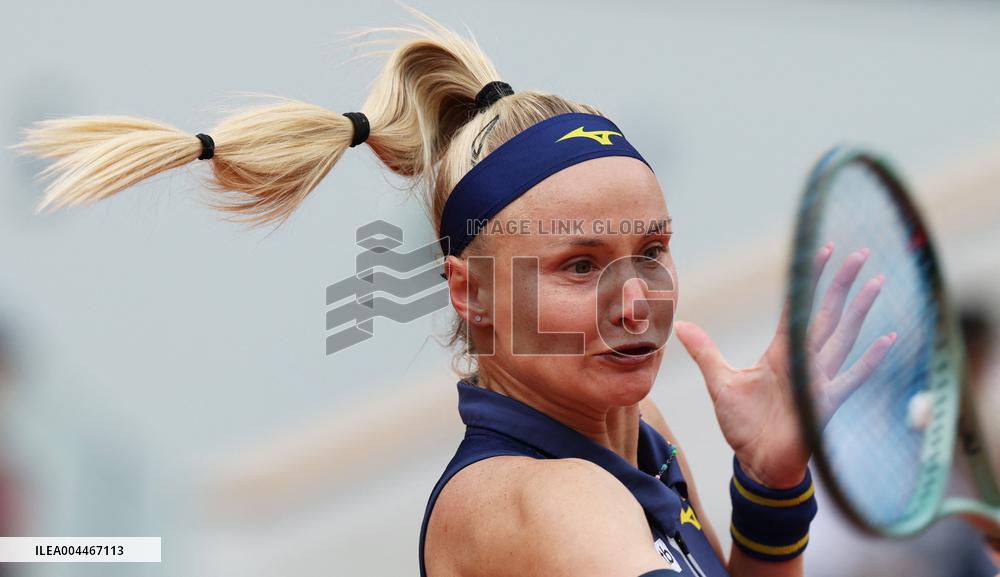 French Open - Women s Single - Iga Swiatek vs Rebecca Sramkov