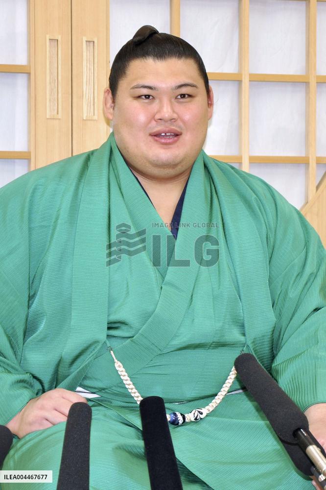 Sumo: Onosato to be promoted to yokozuna