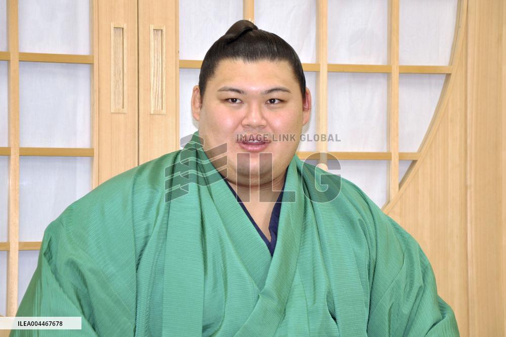 Sumo: Onosato to be promoted to yokozuna