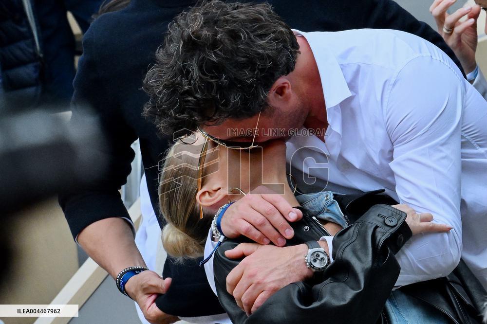 French Open - Laeticia Hallyday In The Stands