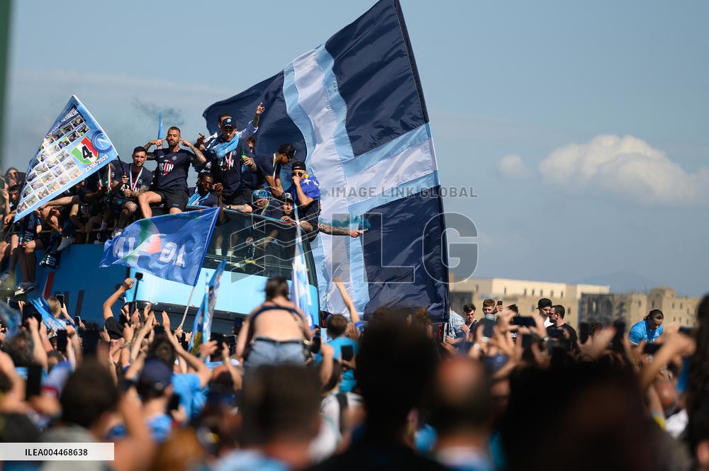 CALCIO - Serie A - SSC Napoli team celebrates championship victory