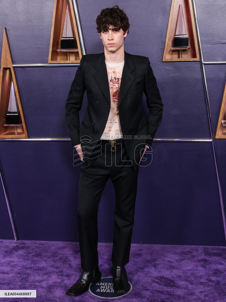 2025 American Music Awards - Arrivals