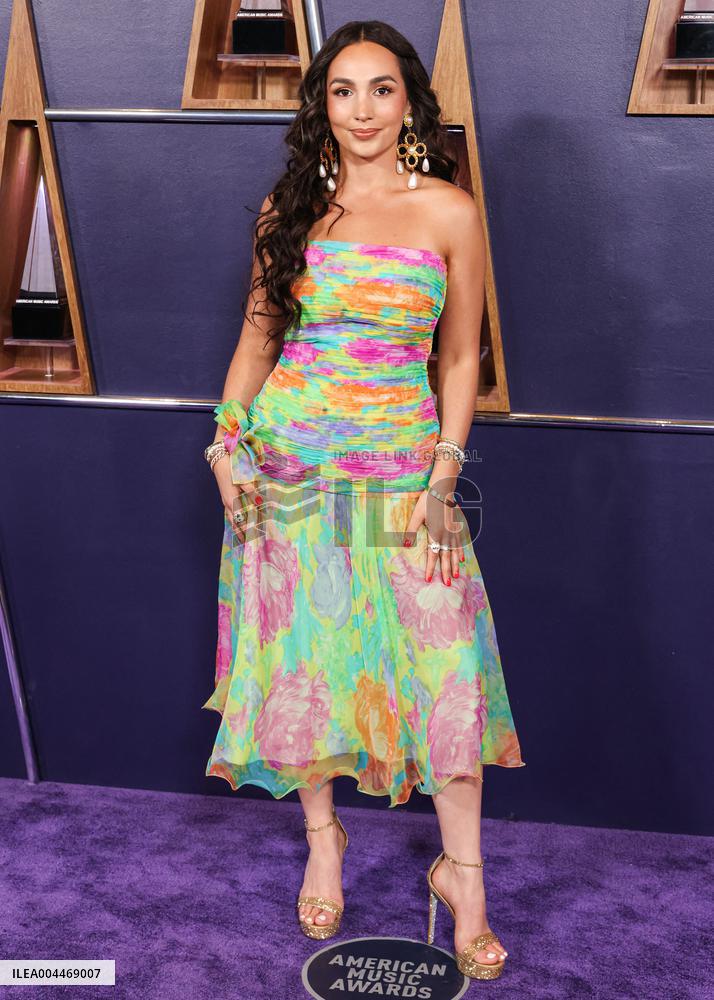 2025 American Music Awards - Arrivals