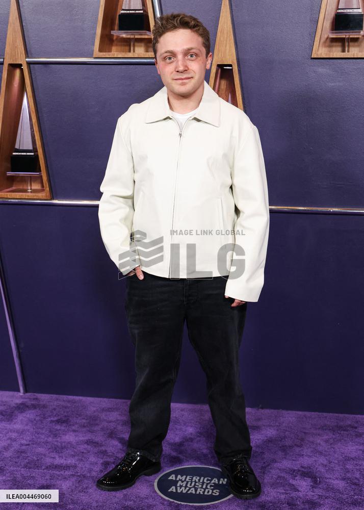 2025 American Music Awards - Arrivals