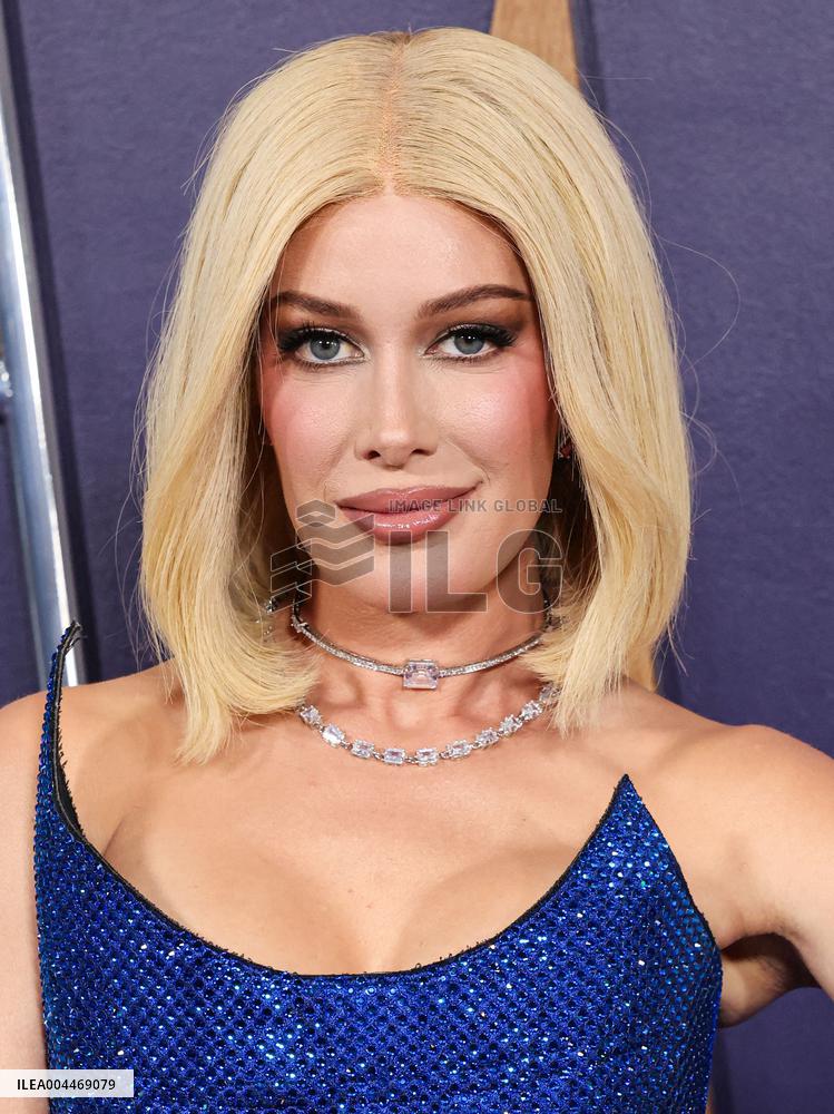 2025 American Music Awards - Arrivals