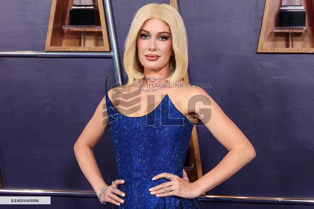 2025 American Music Awards - Arrivals