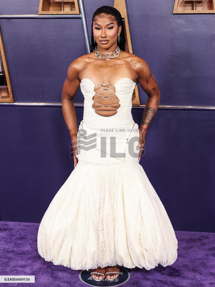 2025 American Music Awards - Arrivals