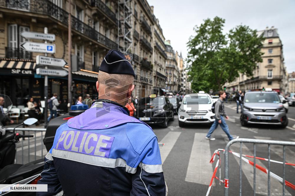 Taxi protest in Paris - FA