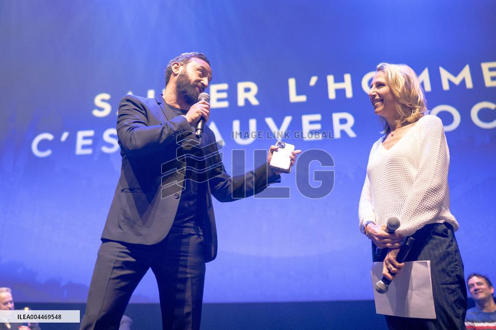 Maud Fontenoy Foundation Awards Ceremony at the Olympia - Paris AJ