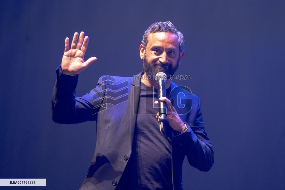 Maud Fontenoy Foundation Awards Ceremony at the Olympia - Paris AJ