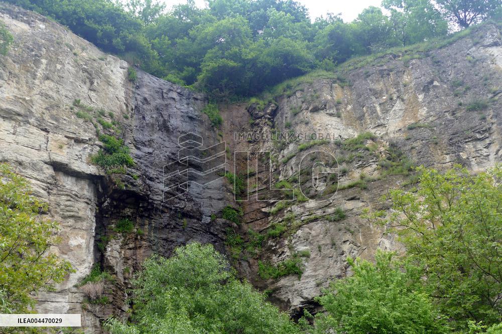 Rafting down Smotrych River in Khmelnytskyi region