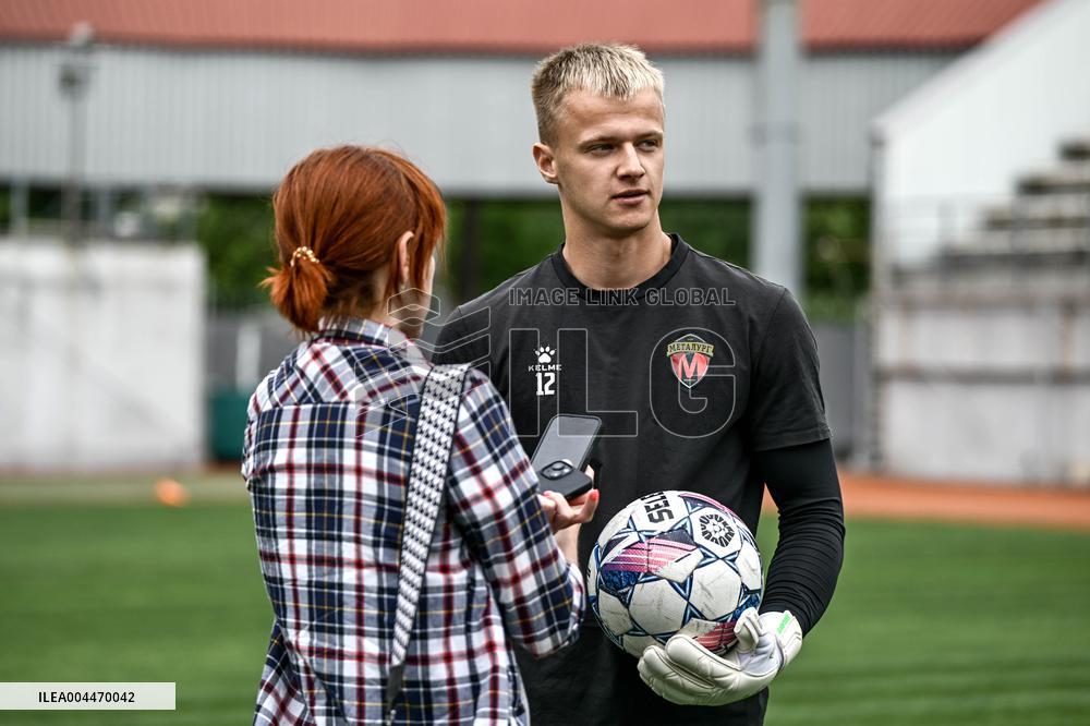 Open amp football training session held in Zaporizhzhia