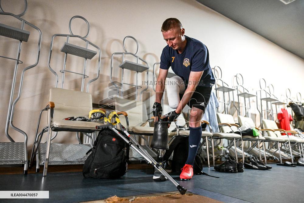 Open amp football training session held in Zaporizhzhia