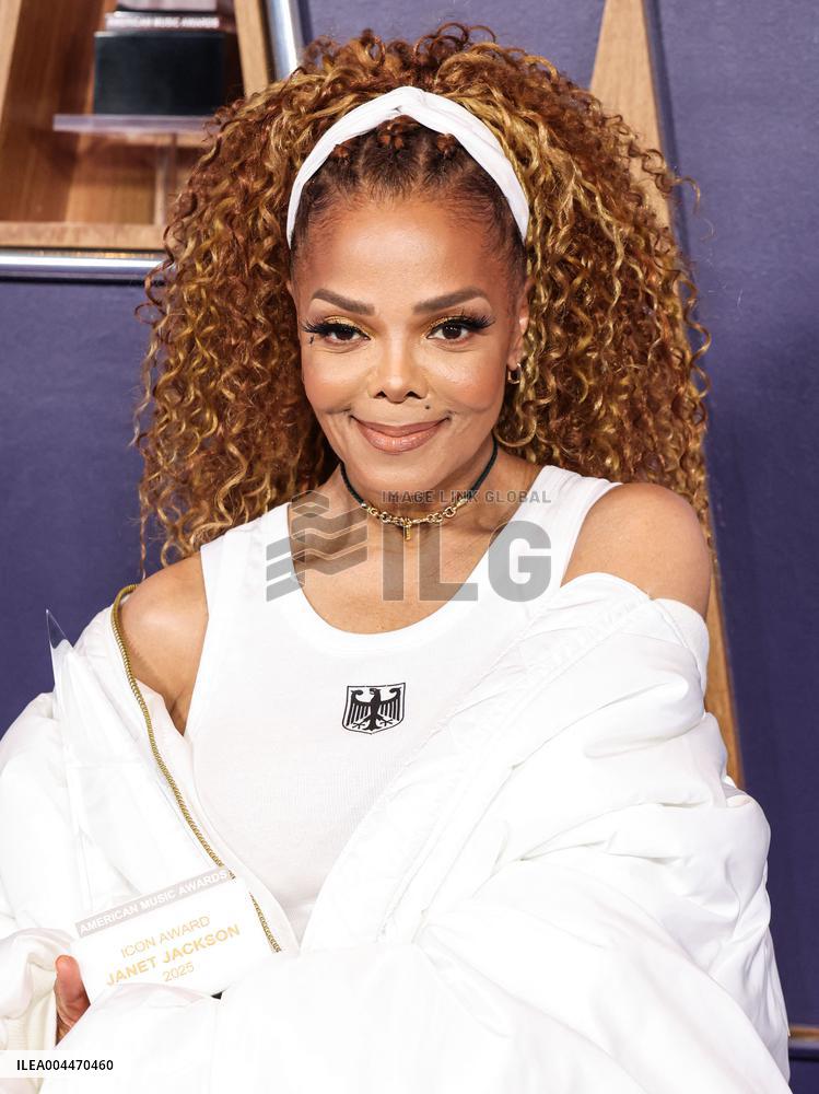 American Music Awards - Press Room