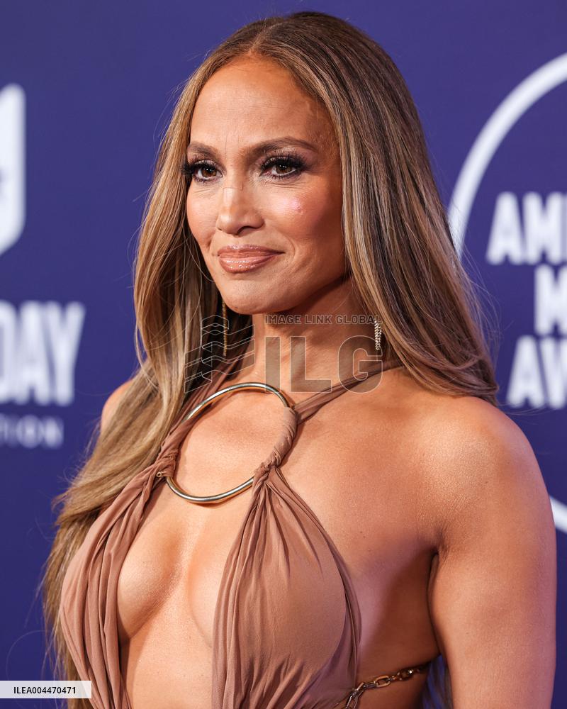 American Music Awards - Press Room