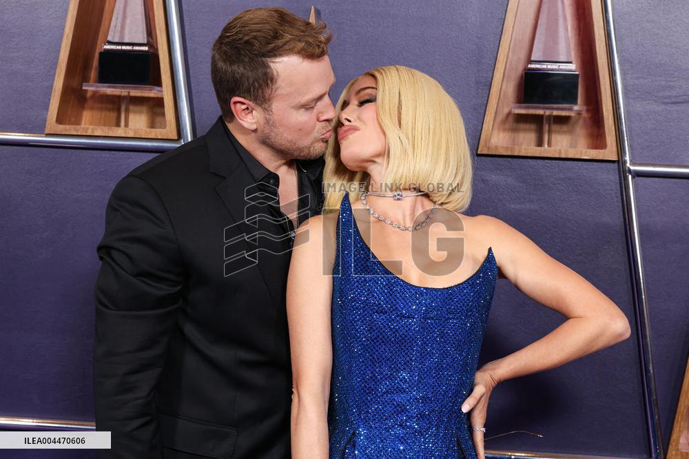 American Music Awards - Arrivals