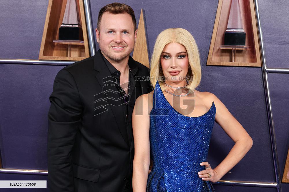 American Music Awards - Arrivals