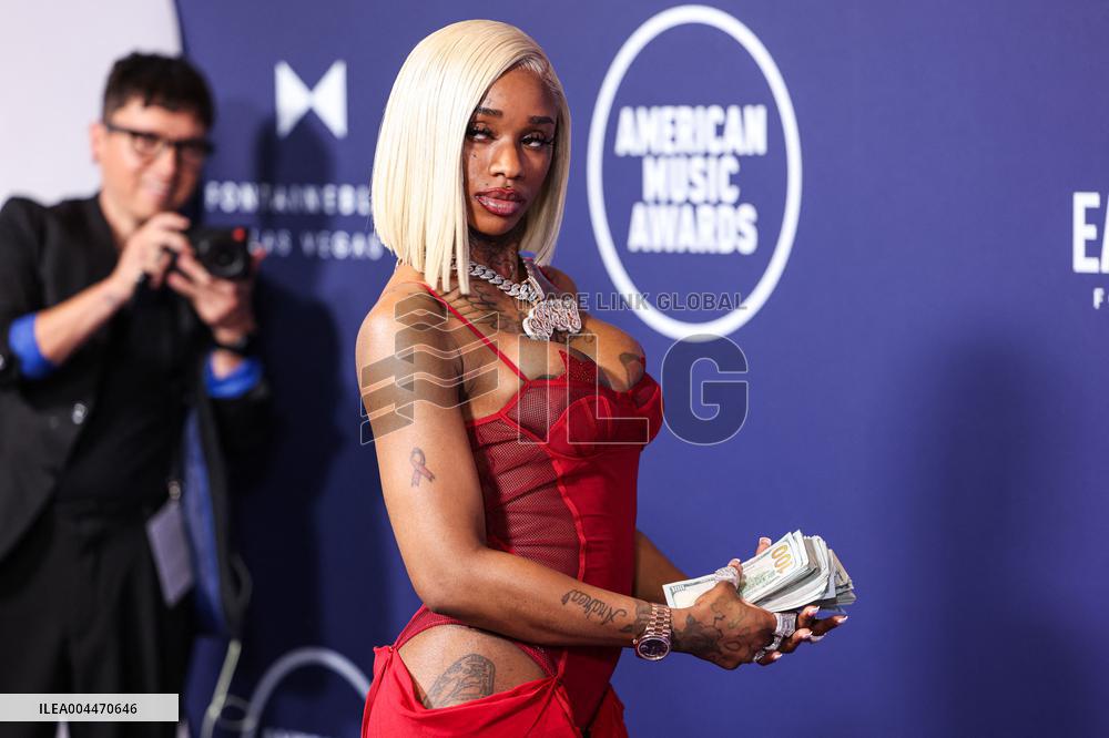 American Music Awards - Arrivals