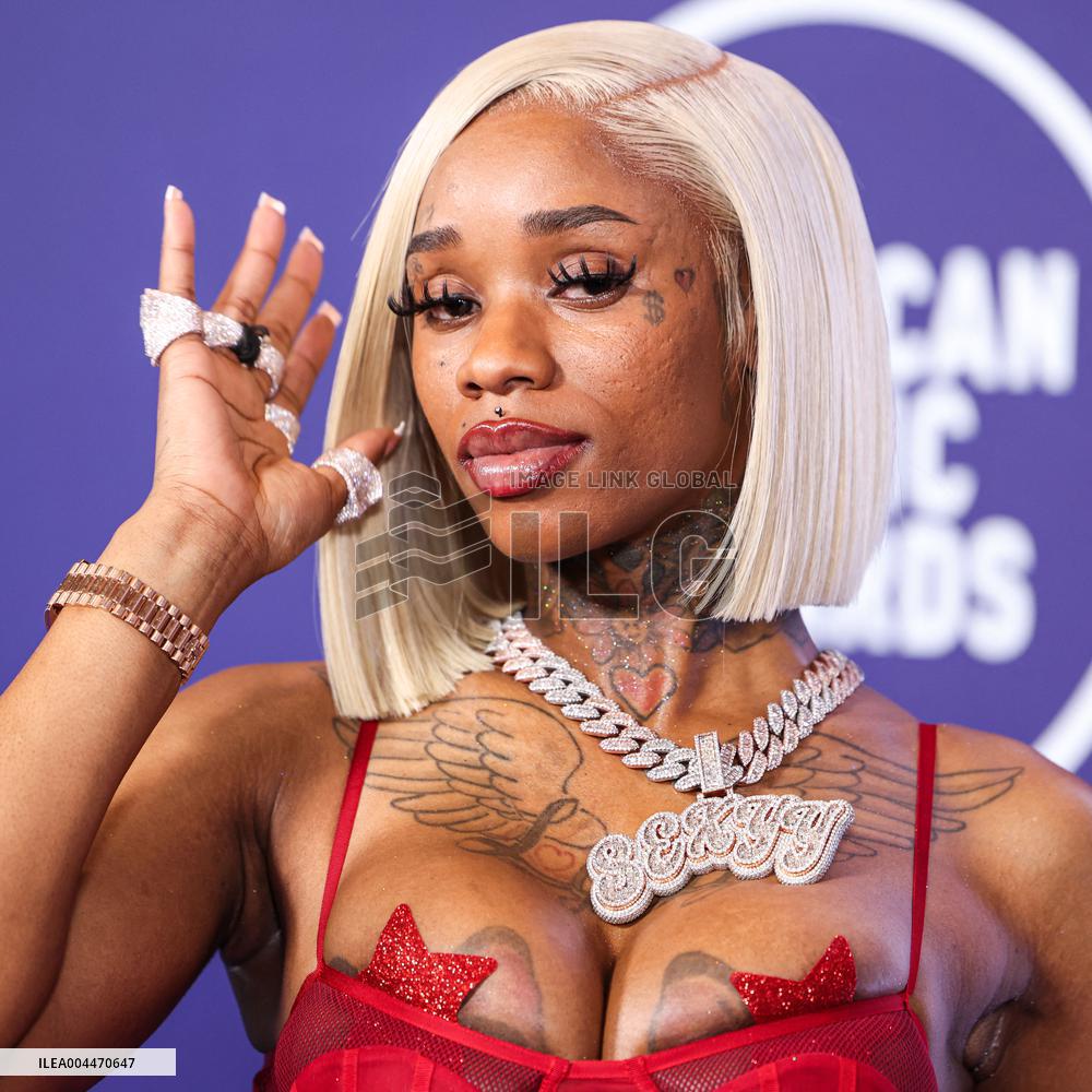 American Music Awards - Arrivals