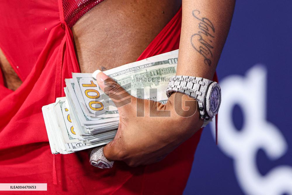 American Music Awards - Arrivals