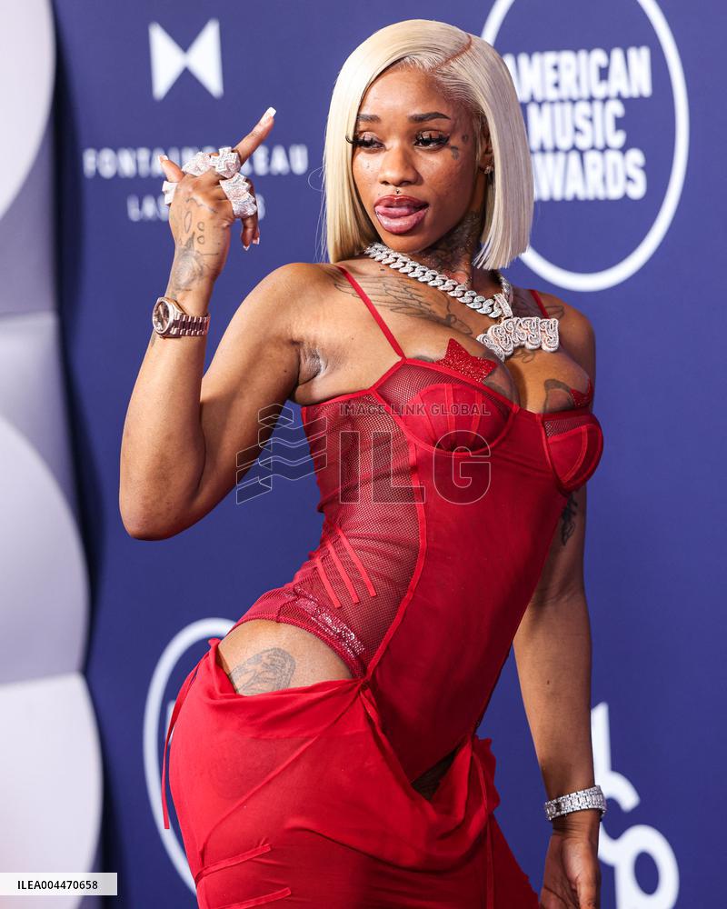 American Music Awards - Arrivals